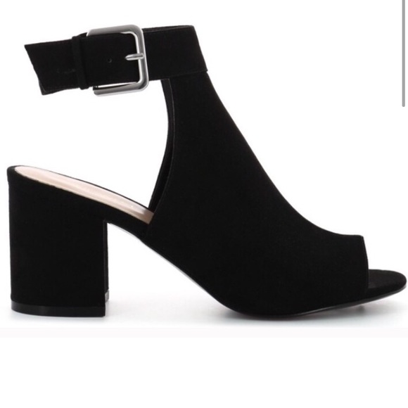 Black peep toe booties - Picture 2 of 3